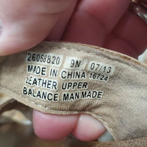 CLARKS Lexi Dill Bone Dune Leather Sandals Size 9N - Picture 8 of 9